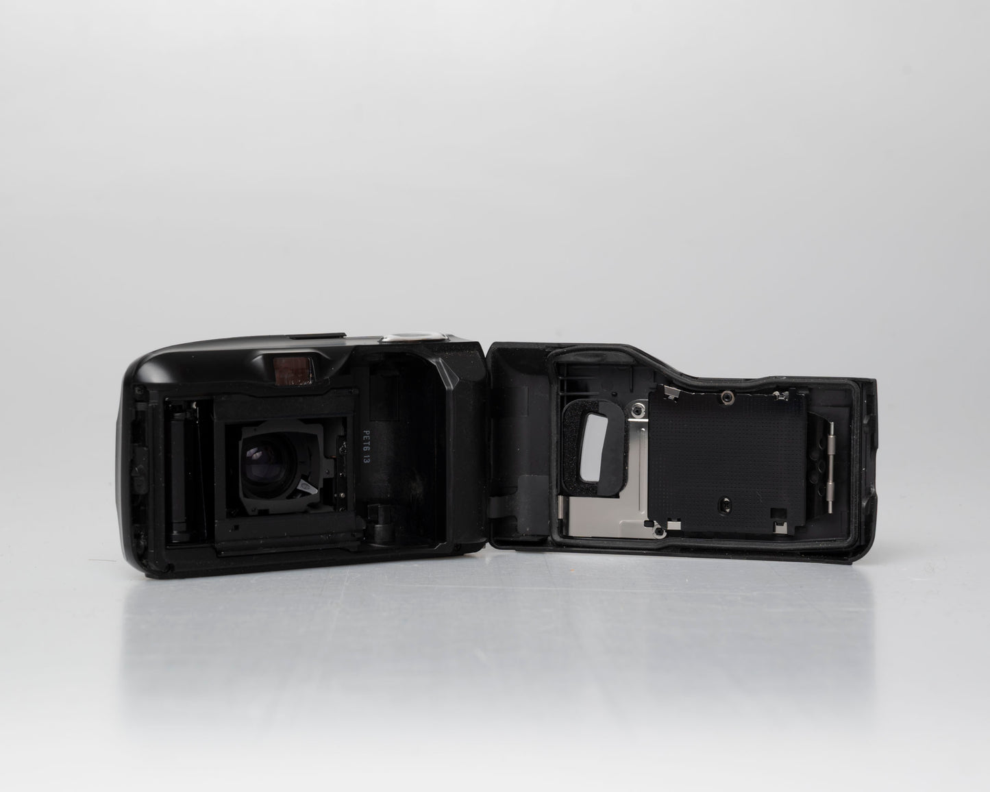 Appareil photo argentique Olympus ∞ Stylus Epic (également connu sous le nom de mju II) 35mm avec étui (numéro de série 7066234) | film🎞testé