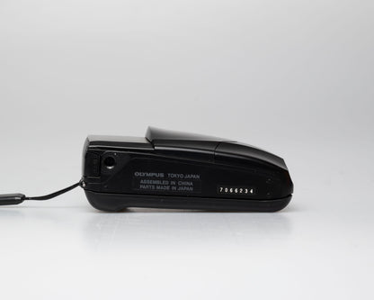 Appareil photo argentique Olympus ∞ Stylus Epic (également connu sous le nom de mju II) 35mm avec étui (numéro de série 7066234) | film🎞testé