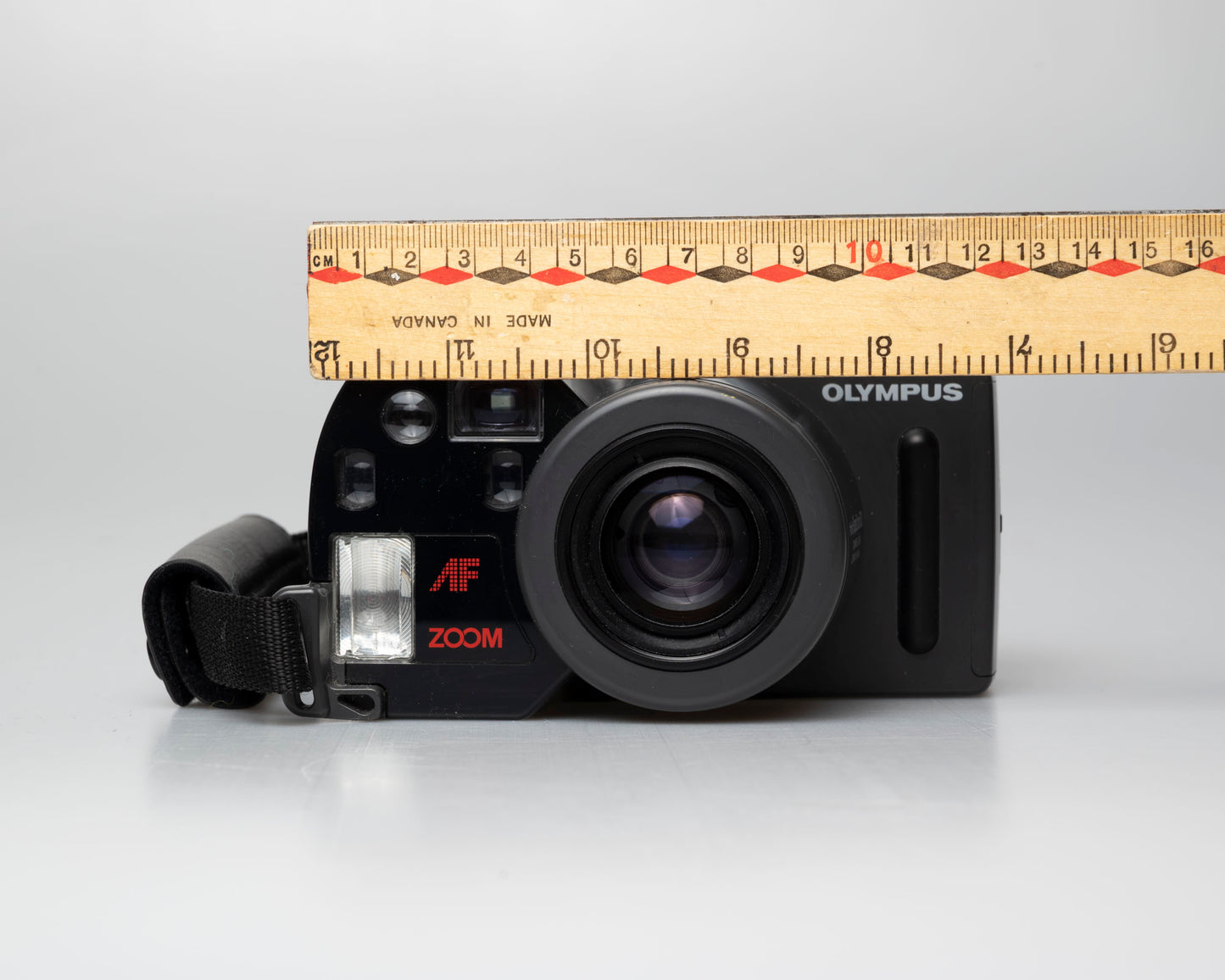 Olympus Infinity SuperZoom 300 35mm film camera (serial 2011448)