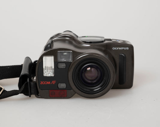 Olympus Infinity SuperZoom 330 35mm film camera (serial 1402739)