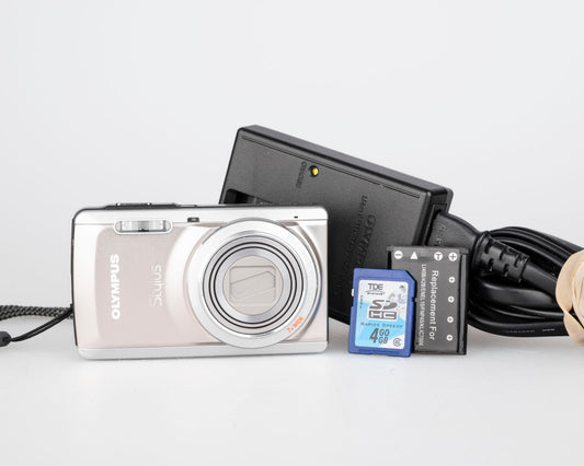 Olympus Stylus 7040 (aka mju 7040) 14MP CCD sensor digicam w/ charger + battery + 4GB SD card