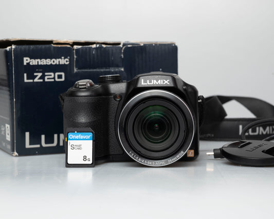 Panasonic Lumix DMC-LZ20 appareil photo numérique 16MP avec carte SD de 8 Go + boîte d'origine (numéro de série UN2HA011171)