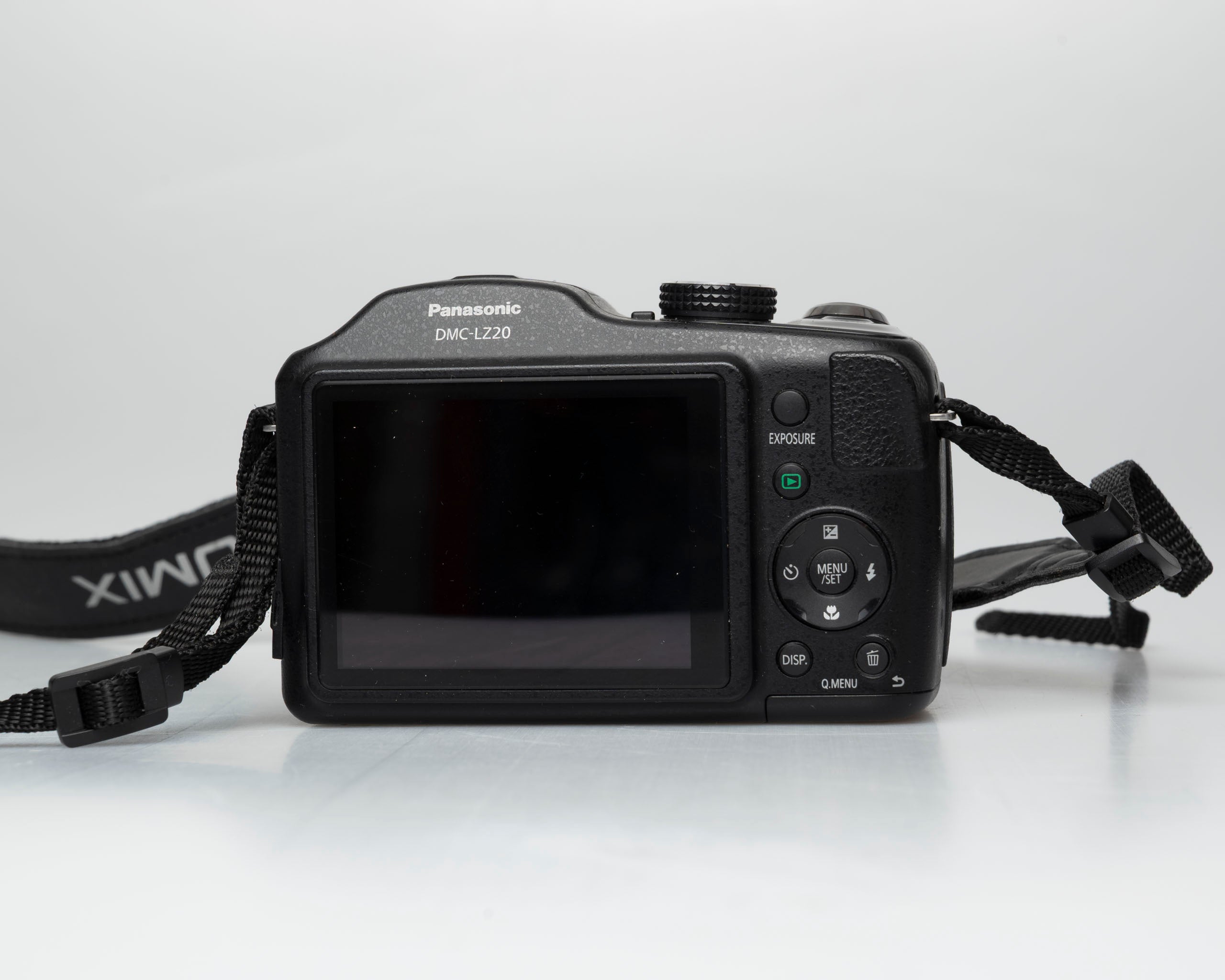 Panasonic Lumix DMC-LZ20 16MP digicam w/ 8GB SD card + original