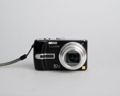 Appareil photo numérique Panasonic Lumix DMC-TZ3 avec capteur CCD 7,2 MP + objectif Leica DC Vario-Elmarit avec chargeur + 2 batteries
