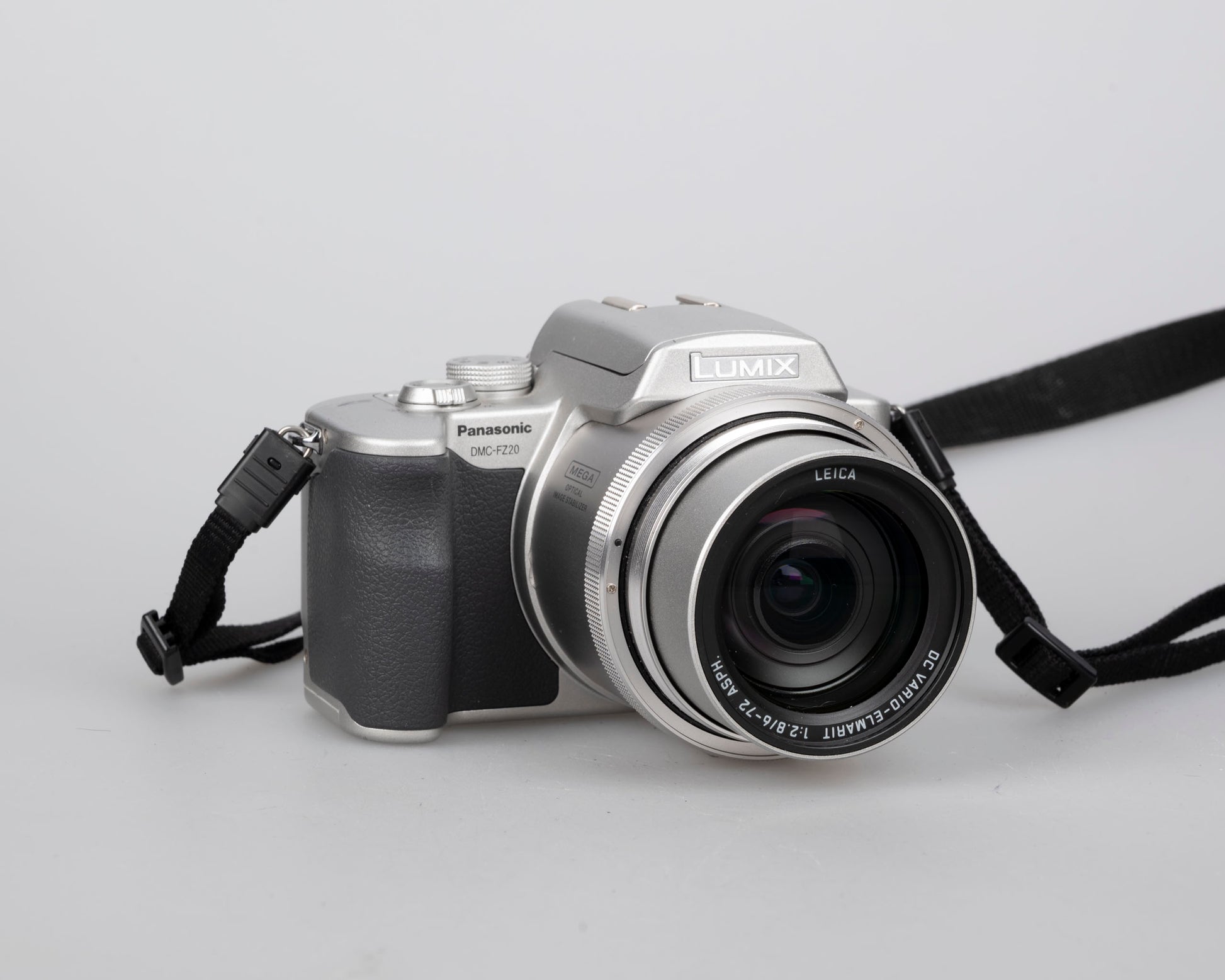 Lens Panasonic Lumix Fz20 Panasonic Lumix DMC-FZ20 Digicam Feat