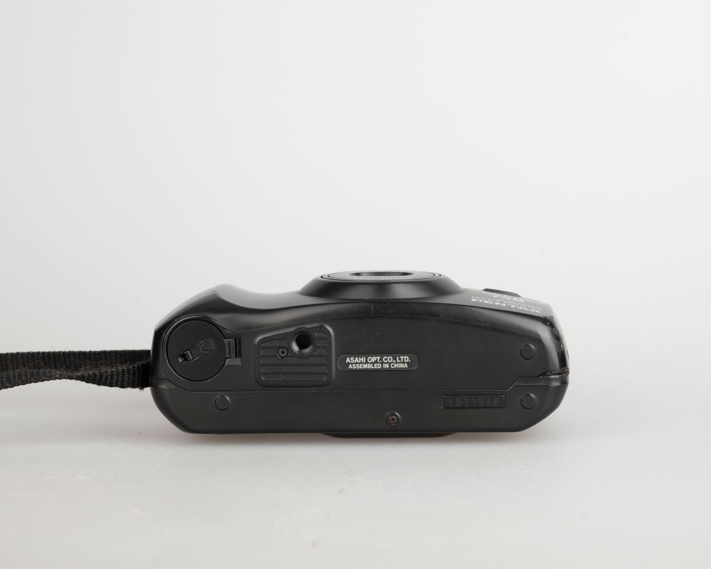 Pentax Espio 738 35mm camera w/ case (serial 1571548)