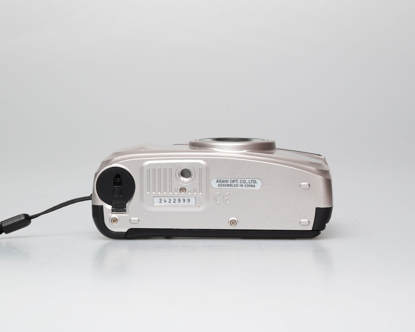 Pentax Espio 70S 35mm camera w/ case (serial 2422999)