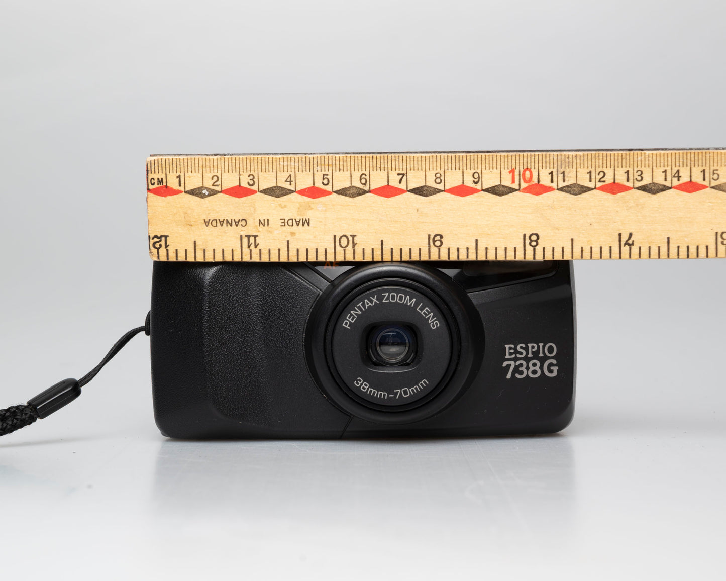 Pentax Espio 738G 35mm camera w/ case (serial 1628781)