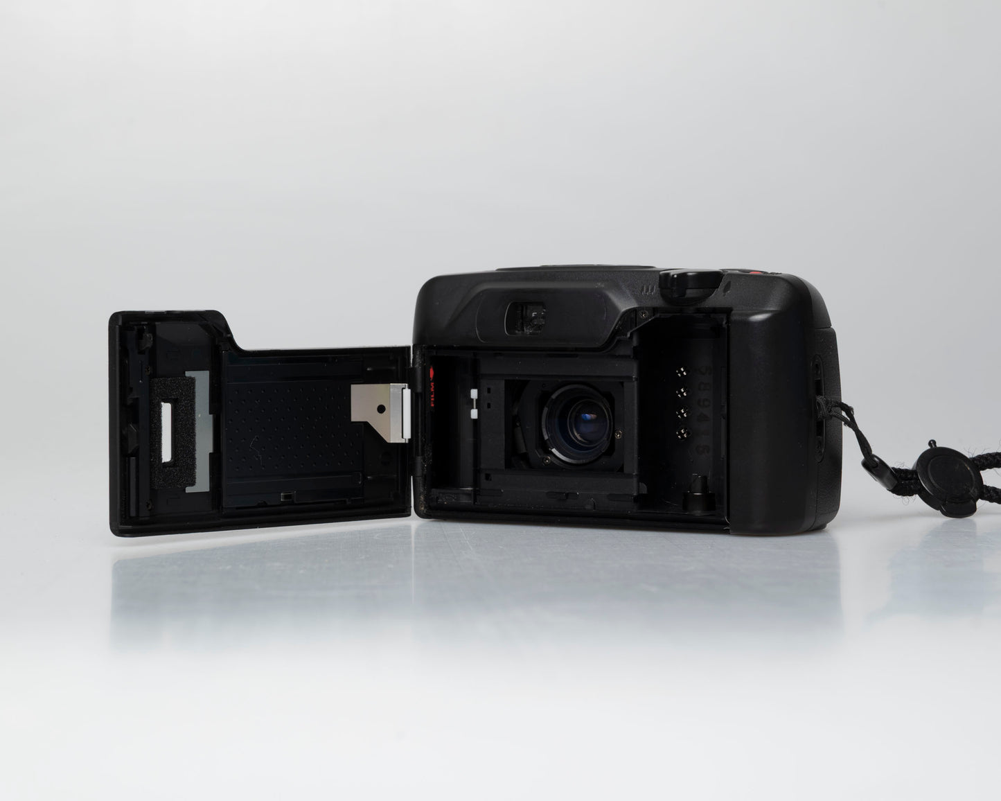 Appareil photo Pentax Espio 738G 35mm (numéro de série 1628857)