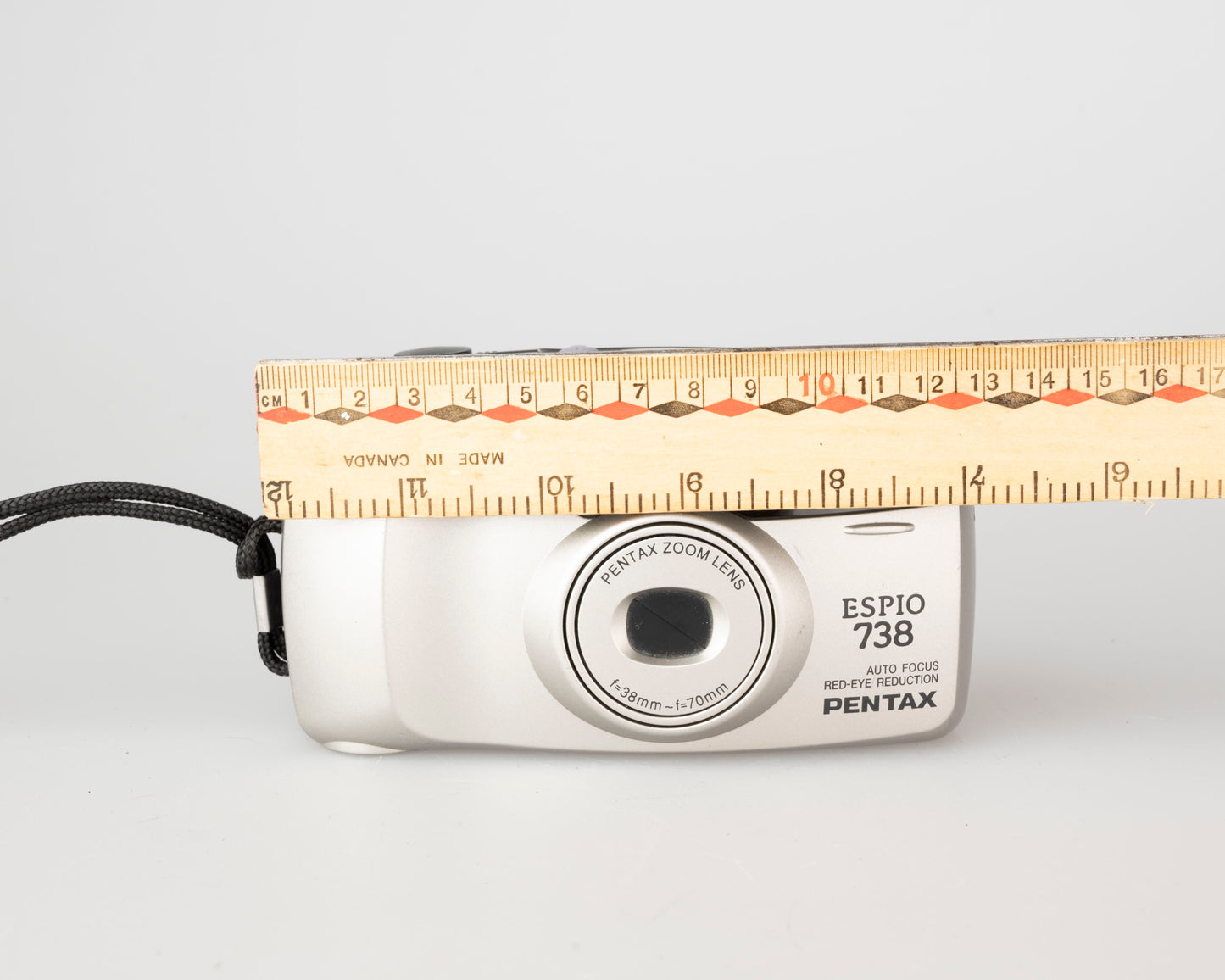 Pentax Espio 738 35mm camera w/ case (serial 6187911)