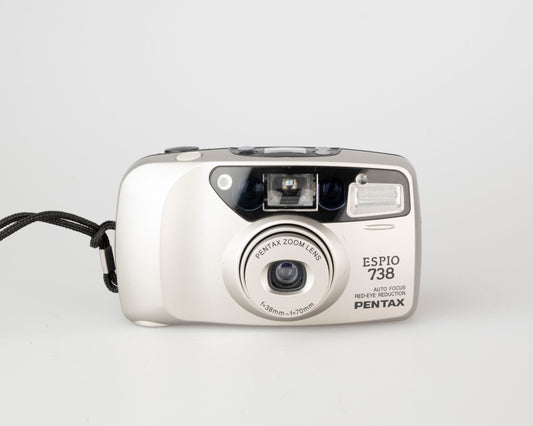 Pentax Espio 738 35mm camera w/ case (serial 6187911)