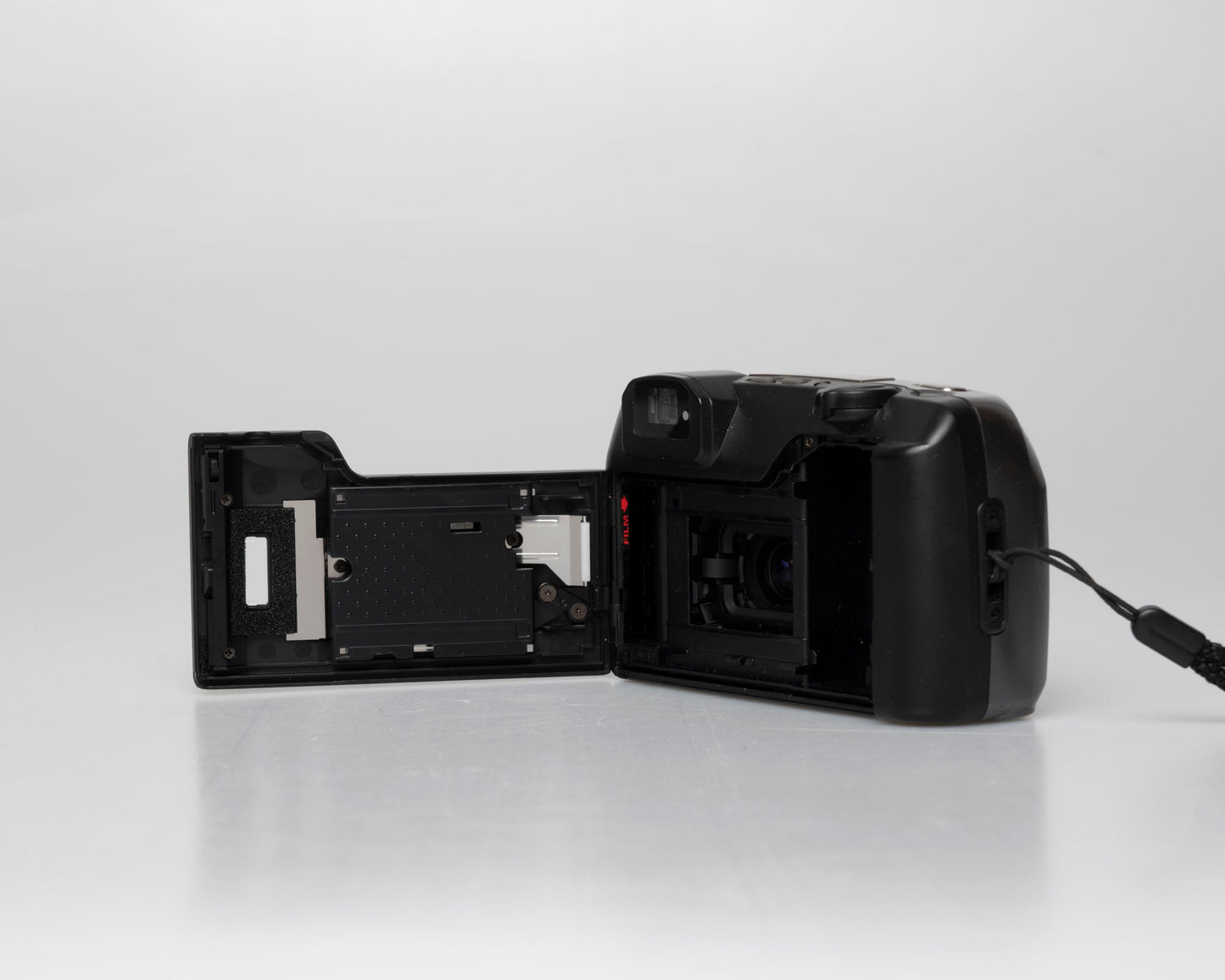 Appareil photo Pentax Espio 80V 35mm (numéro de série 4285445)