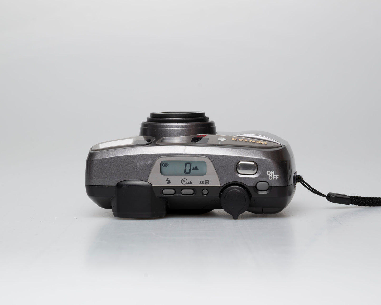 Pentax Espio 80V 35mm camera w/ case (serial 4285642)