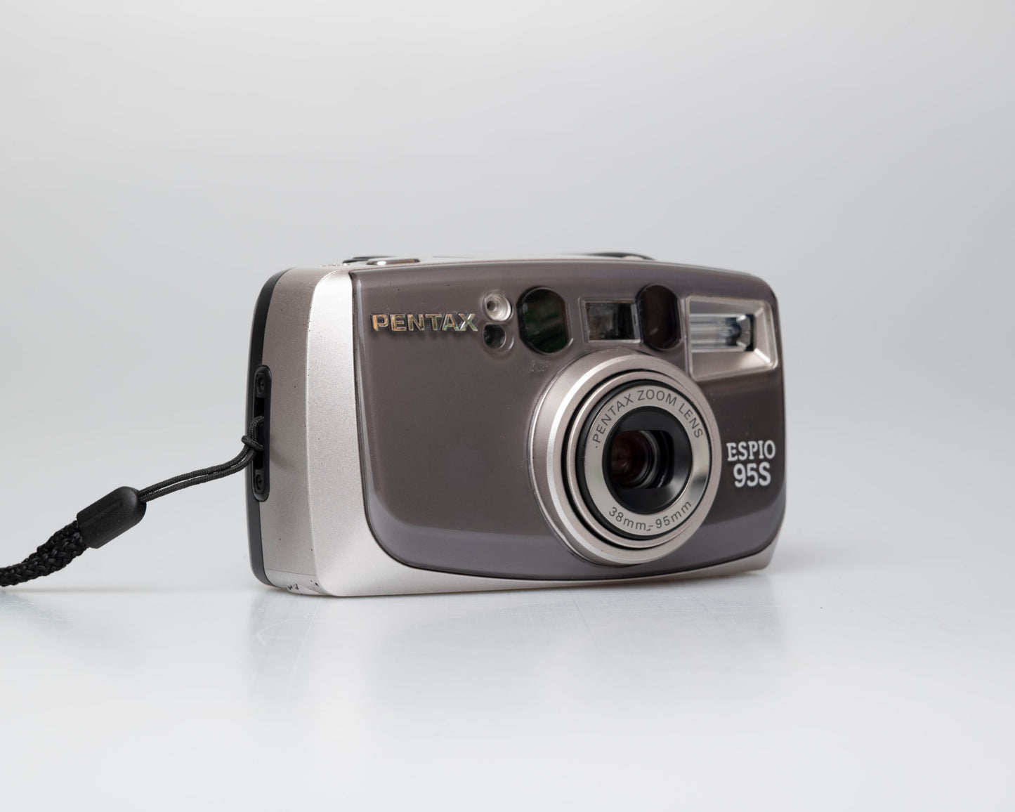 Pentax Espio 95S 35mm camera w/ case (serial 33647508)