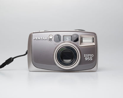 Pentax Espio 95S 35mm camera w/ case (serial 33647508)