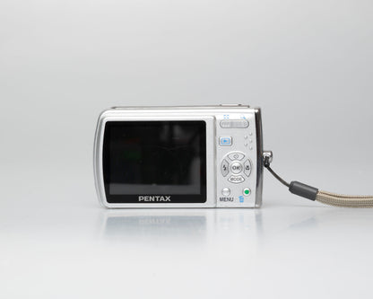 Pentax Optio M40 8 megapixel digicam w/ 8GB SD card + battery + charger (serial 9303499)