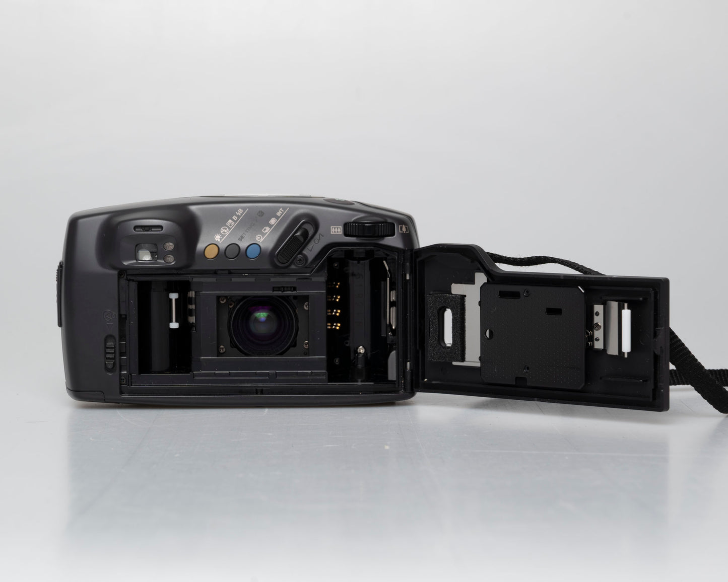 Appareil photo Pentax Zoom 105-R 35mm avec étui (série 2740264)