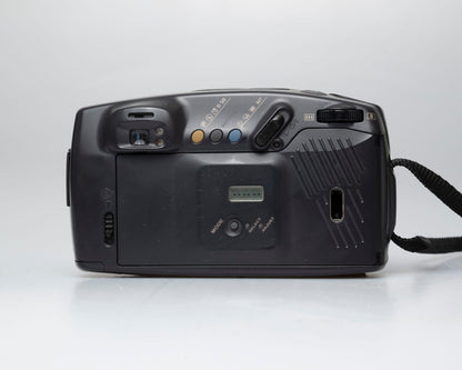 Pentax Zoom 105-R 35mm camera (serial 7367781)