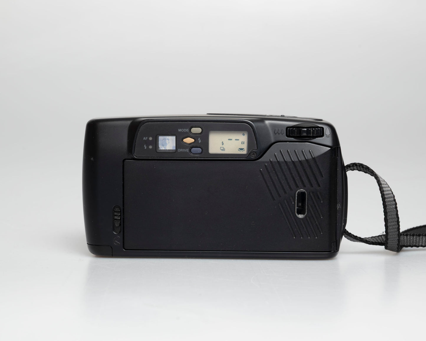 Pentax Zoom70-R 35mm film camera (serial 2617155)