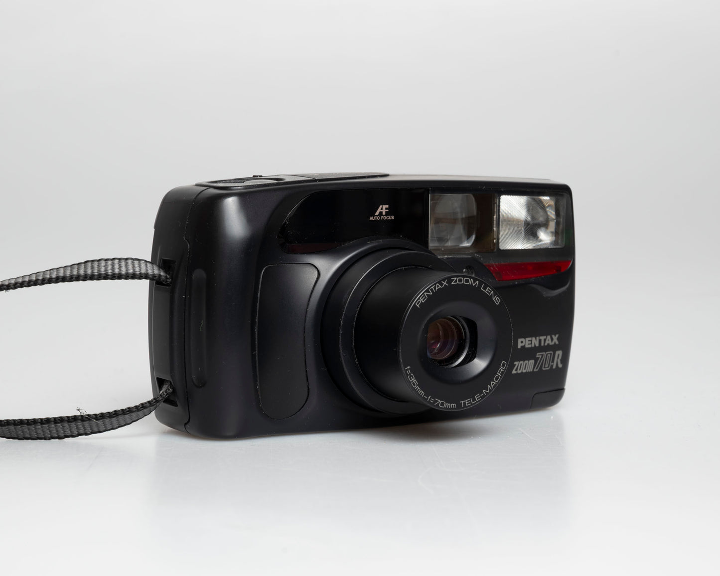 Pentax Zoom70-R 35mm film camera (serial 2617155)