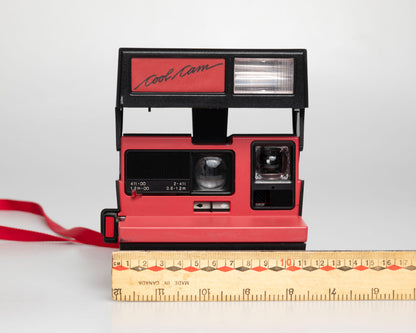 Red Polaroid 600 Cool Cam instant camera (serial J2R1064VJAC)
