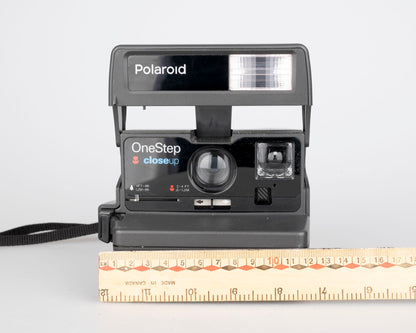 Polaroid OneStep Close-up 600 instant camera (serial M3X5322CCDA)