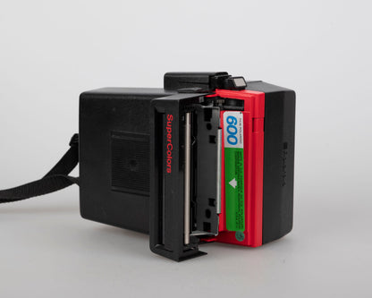 Red Polaroid 600 Supercolors/Cool Cam instant camera w/ matching backpack tote (serial VD7061B)