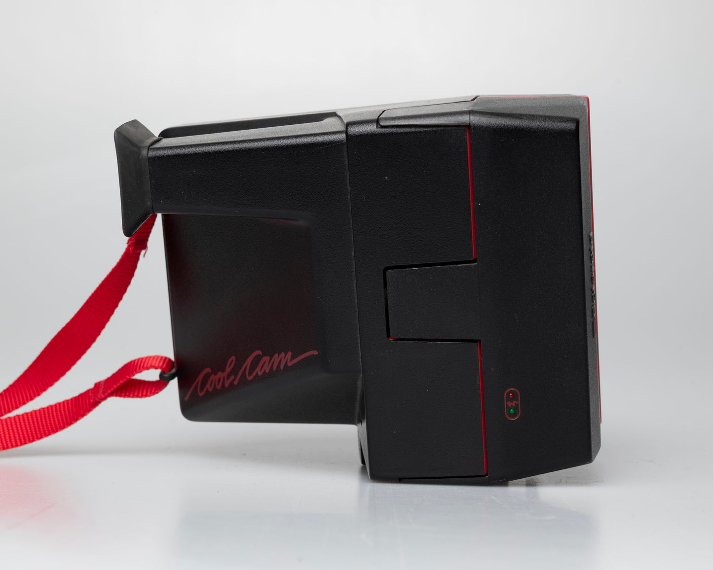 Red Polaroid 600 Cool Cam instant camera (serial B1W00700VH)