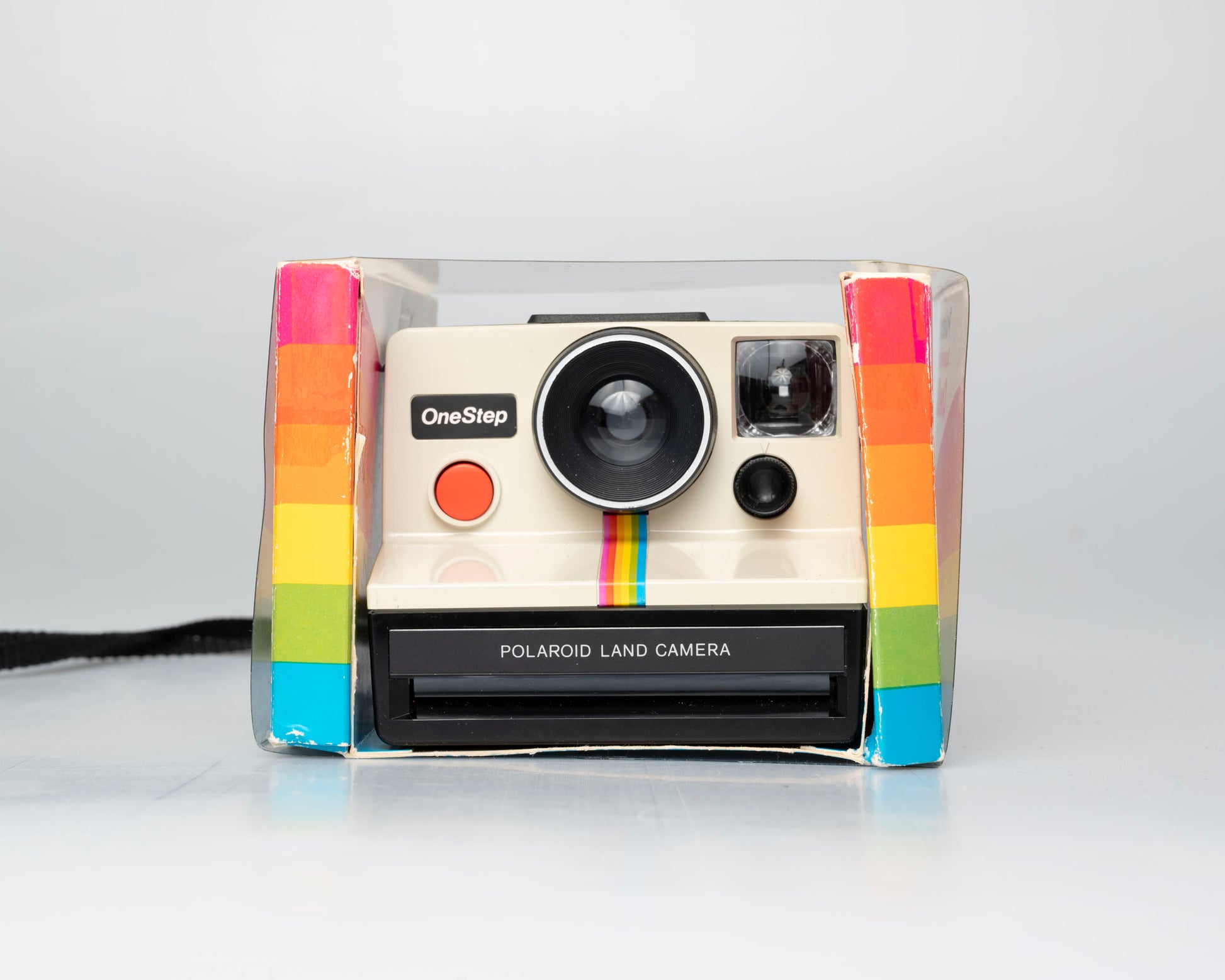 Polaroid One Step (original) uses SX-70 instant film (serial CVC914DA)