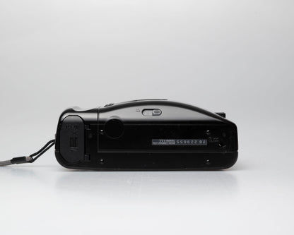 Ricoh L-20 35mm camera w/ case and manual (serial 76229655)