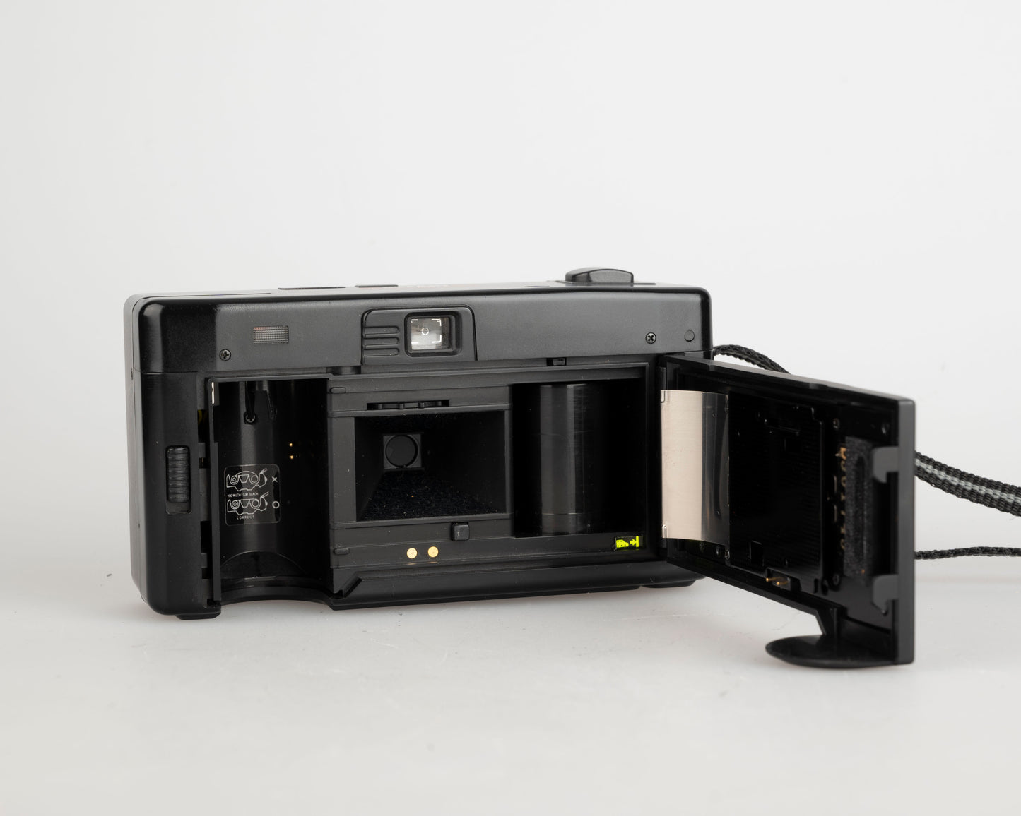 Safari Autoshot 35mm camera (serial D301749)