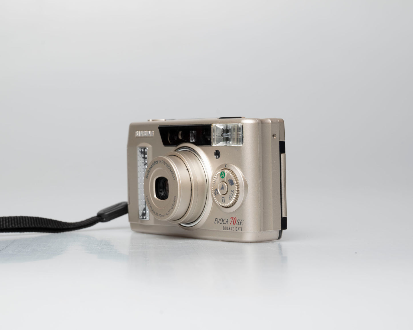 Samsung Evoca 70SE 35mm film camera (serial 91305986)
