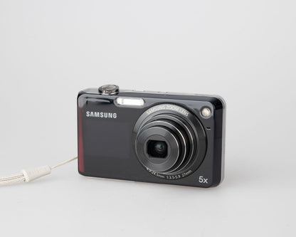 Samsung PL150 12.4 MP CCD sensor digicam w/ 8GB micro SD + case+ charger