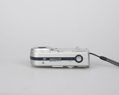 Sony Cyber-Shot DSC-P72 Appareil photo numérique à capteur CCD 3,1 MP avec carte Memory Stick de 16 Mo + étui d'origine (utilise des piles AA)