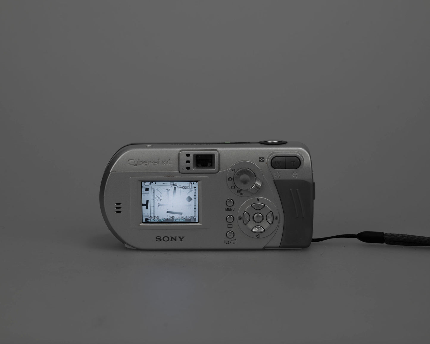 Sony Cyber-Shot DSC-P72 3.1 MP CCD sensor digicam w/ 16MB Memory Stick card + original case (uses AA batteries)