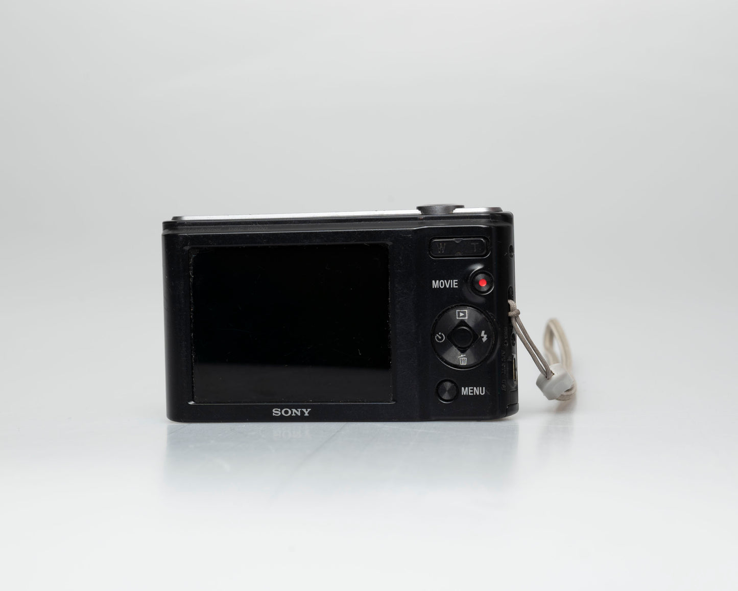 Sony Cyber-Shot DSC-W800 20MP digicam w/ 8 GB memory card + charger + battery (serial 0520910)