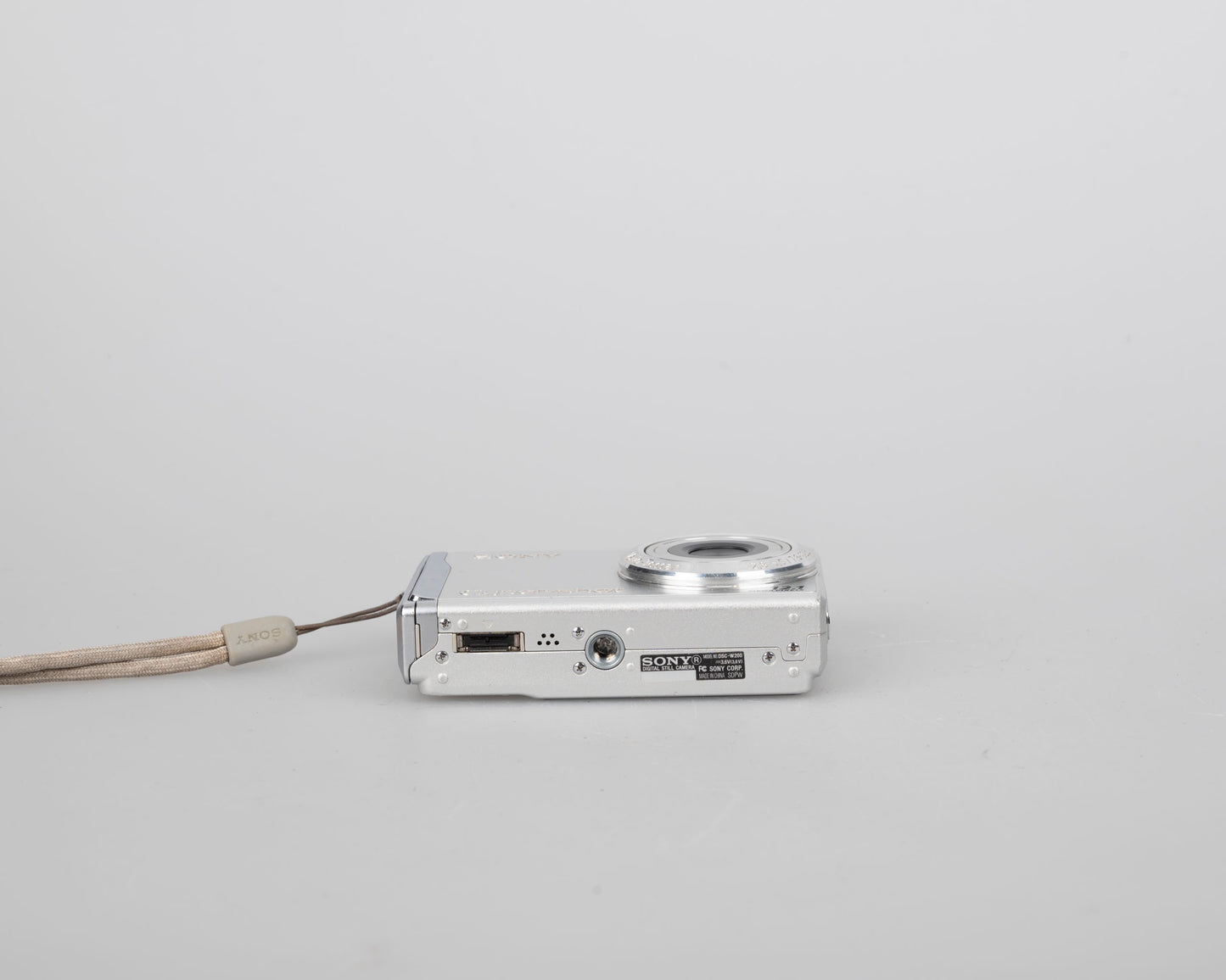 Appareil photo numérique Sony Cyber-Shot DSC-W200 12,1 MP avec carte mémoire 4 Go + chargeur + batterie