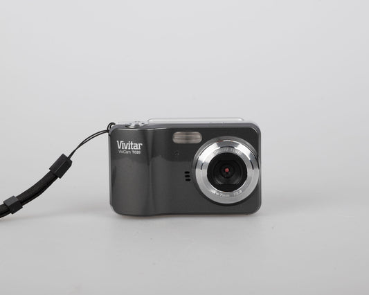 Vivitar Vivicam T028 5 MP sensor digicam (uses AA batteries + SD cards)