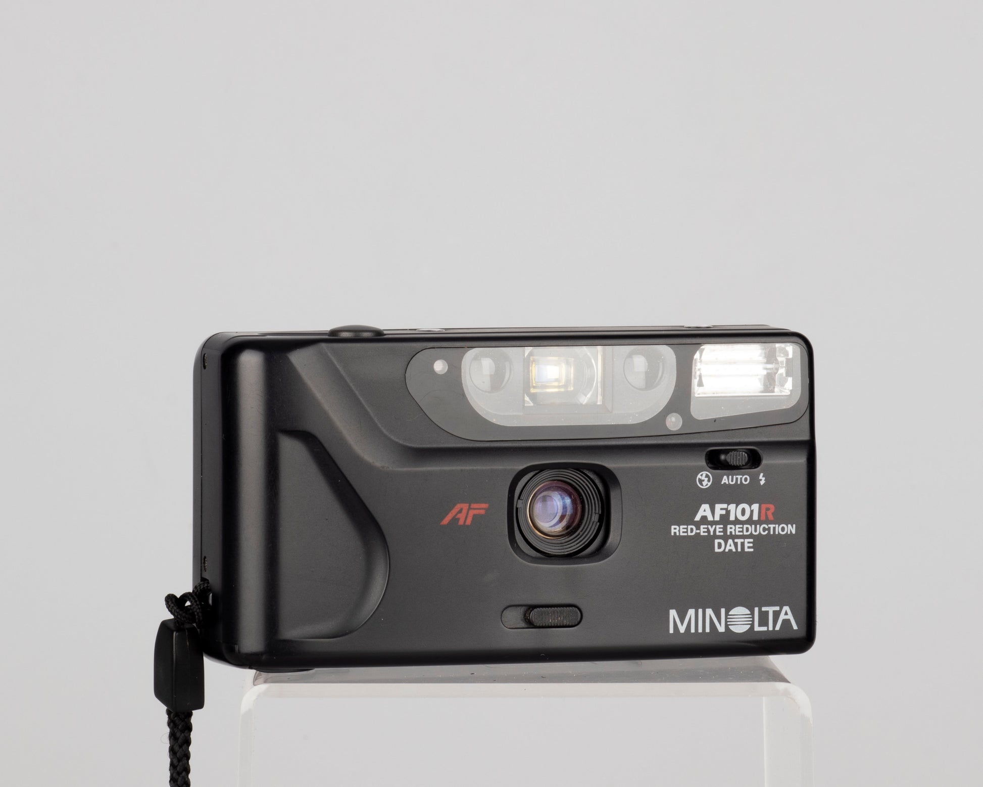 The Minolta AF101R is an ultra-compact 35mm point-and-shoot 