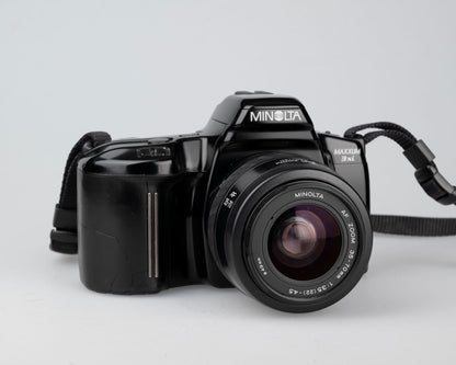 Minolta Maxxum 3xi 35mm film SLR w/ 35-70mm lens (serial 01411314)