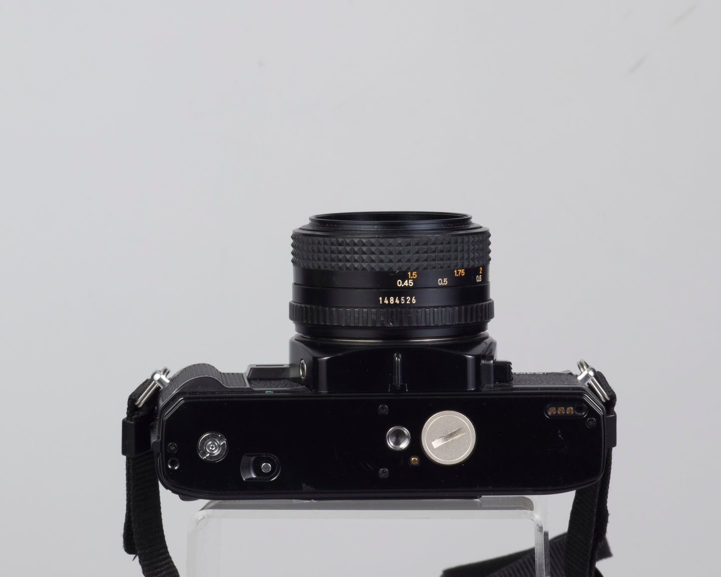 Minolta X-700 35mm SLR w/ Minolta MD 50mm 1:2 lens