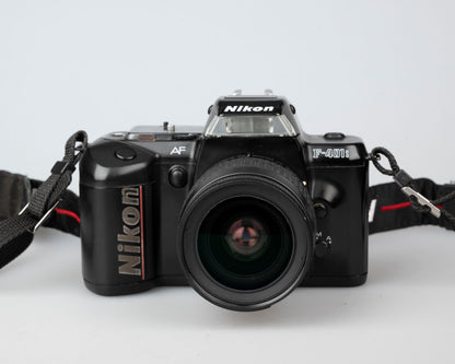 Reflex Nikon F-401S 35 mm avec objectif AF Nikkor 28-80 mm