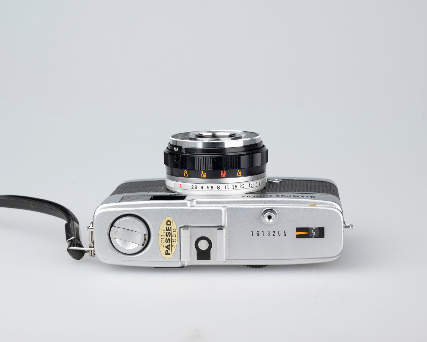 Olympus Trip 35 35mm camera (serial 1613265)
