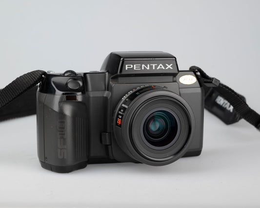 Pentax SF10 35 mm SLR avec objectif compact SMC Pentax-F 28 mm f2.8 (série 4195760) 