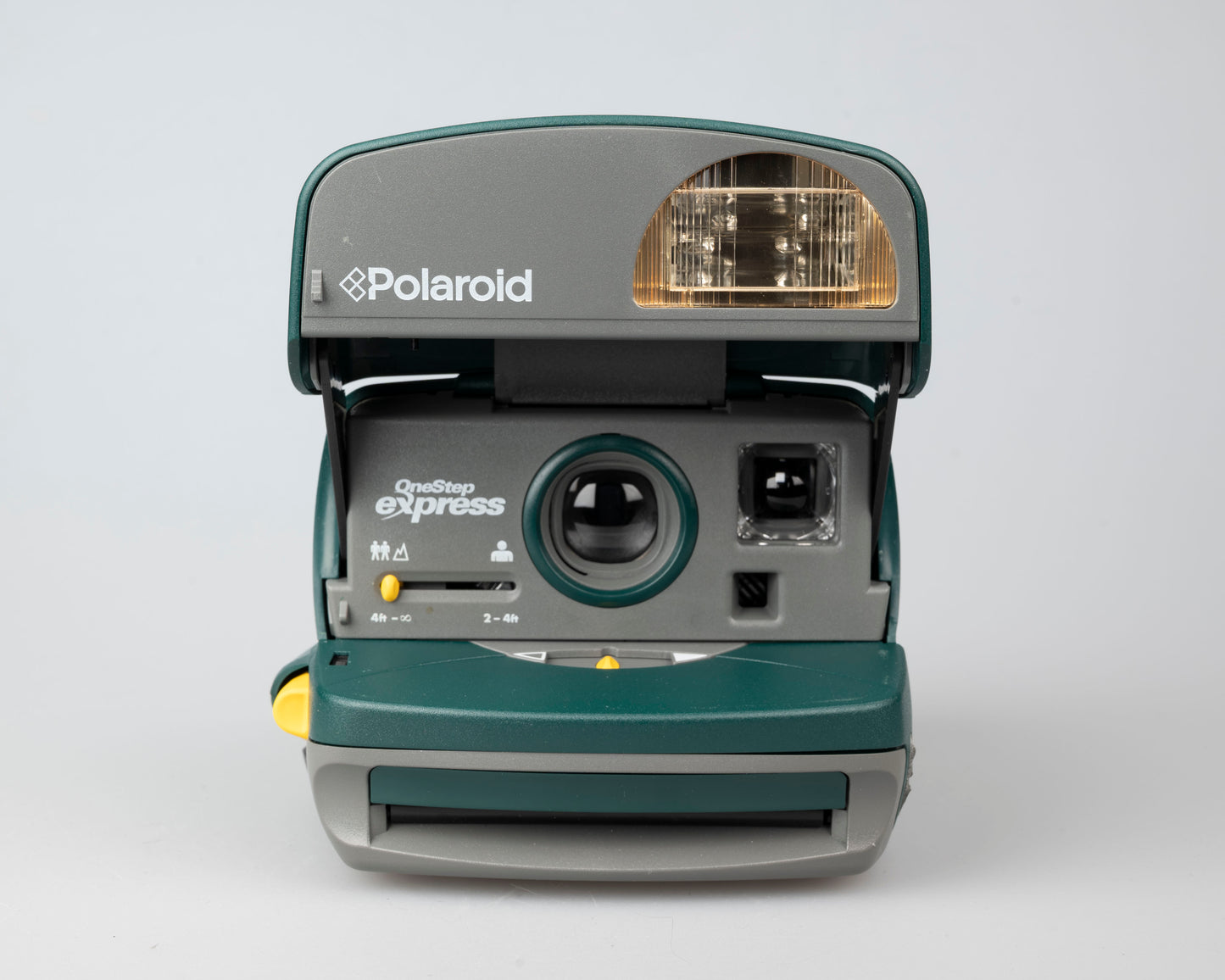 Polaroid 600 OneStep Express instant camera (serial CA8OCQEBCFJA)