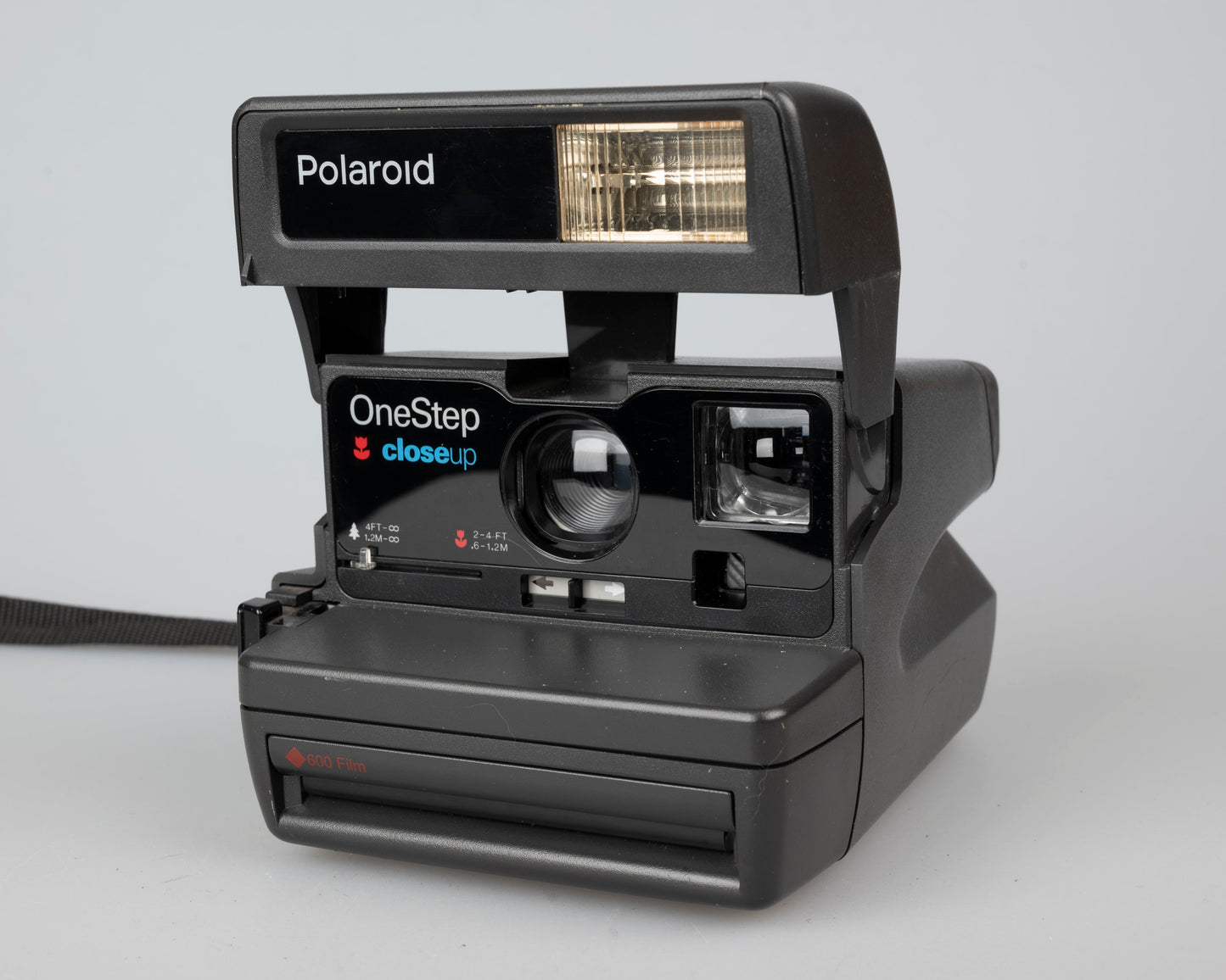 Appareil photo instantané Polaroid OneStep Close-up 600 (série F6M508VUVDDA)