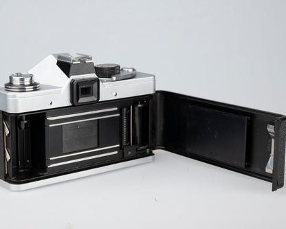 Praktica L 35mm film SLR camera w/Helios-44M-6 58mm f2 lens