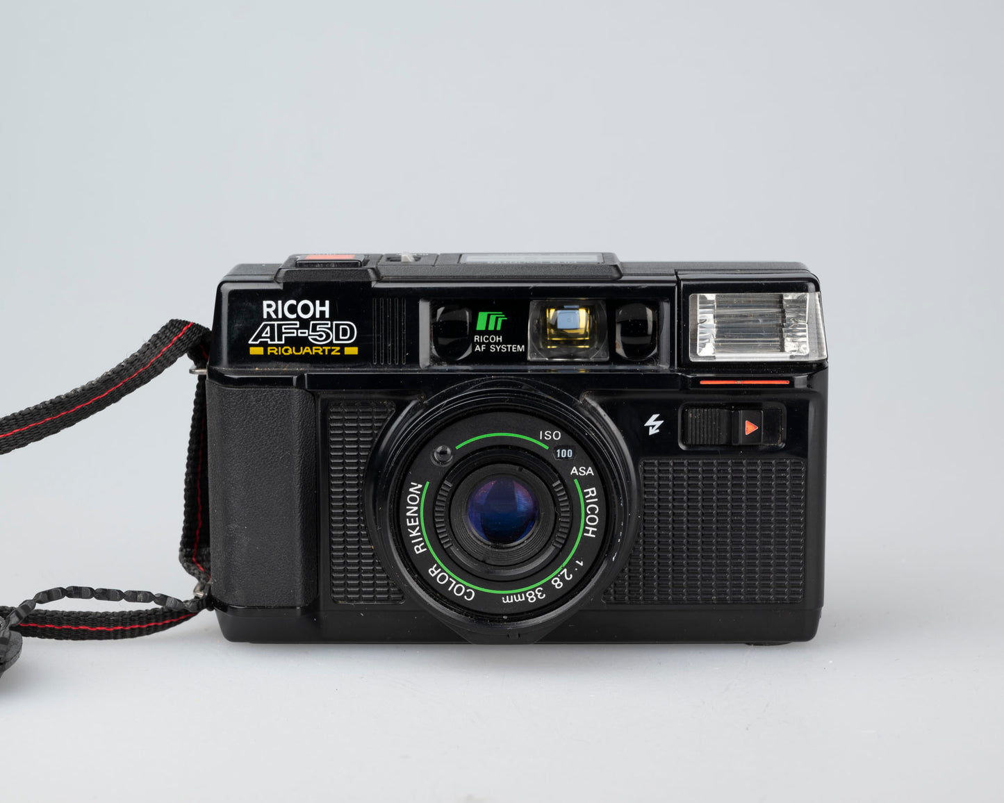 This film-tested Ricoh AF-5D 35mm film camera is available for purchase at www.newwavepool.shop