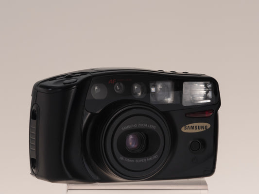 Samsung AF Zoom 1050 (with case)