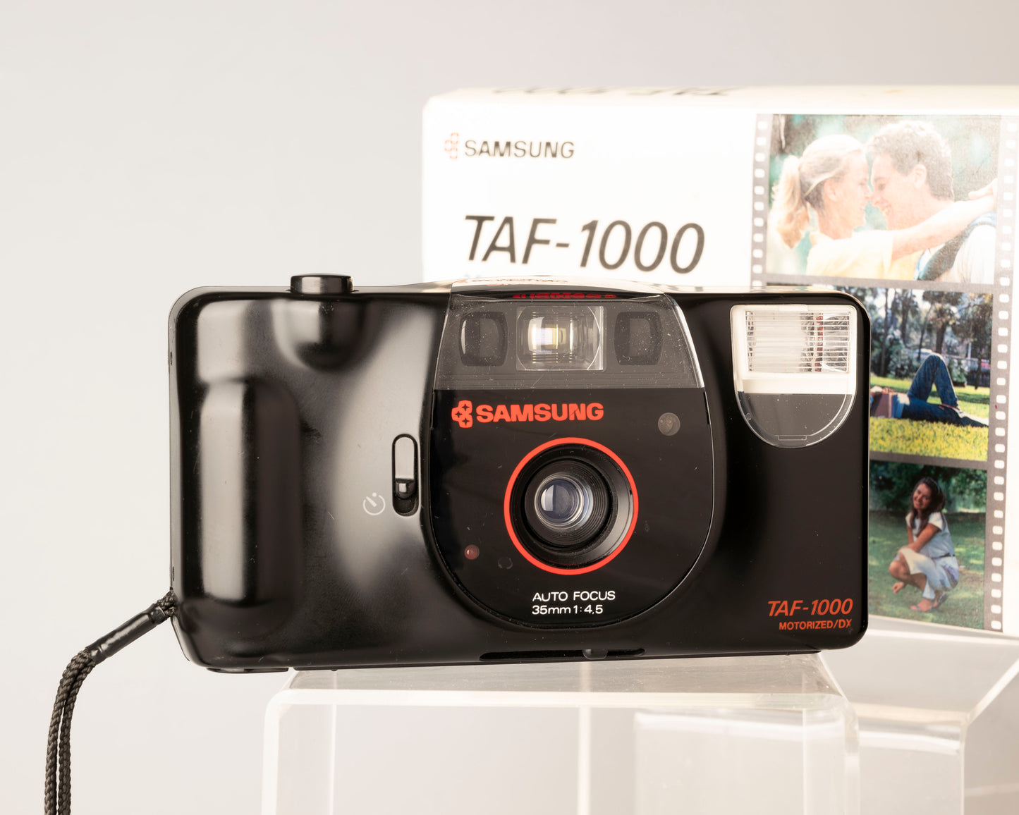 The Samsung TAF-1000 (aka AF-200) is a simple but good quality 35mm point-and-shoot from circa 1990